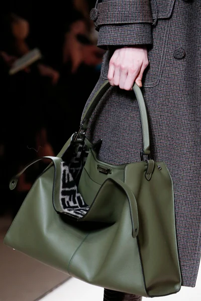 Look 68